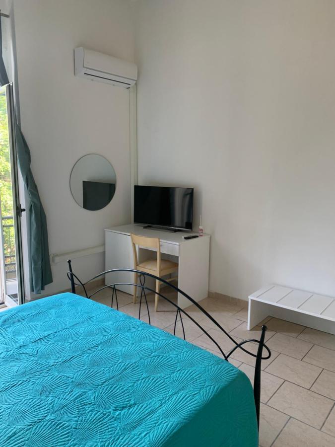Garibaldi Rooms Ρέτζιο ντι Καλάμπρια Εξωτερικό φωτογραφία
